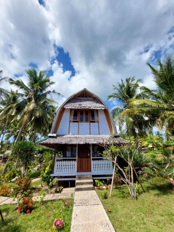 Sunari Beach Resort Selayar Matalalang Zimmer foto